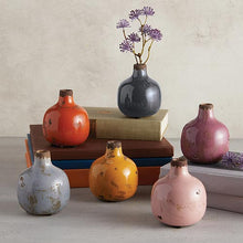 Load image into Gallery viewer, Mini Vase - Orange