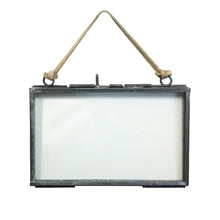 Load image into Gallery viewer, Horizontal Zinc Picture Frame - 5&quot; x 3&quot;