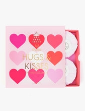 Load image into Gallery viewer, Musee Bath Hugs &amp; Kisses Shower Steamers