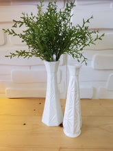 Load image into Gallery viewer, Vintage Milk Glass Vases